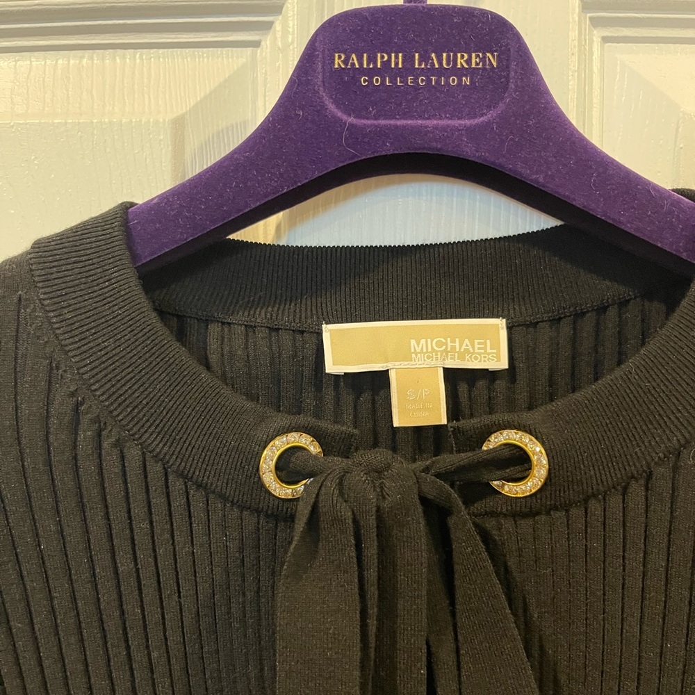 NEW💎Michael Kors Black Ribbed Crewneck Sweater ribbon bow Gold Logo Plaque smal
